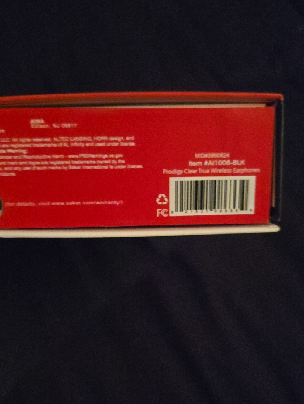 New In Box Wireless Earbuds Black - Picture 6 of 6